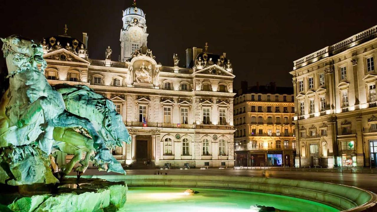 Appartement Haussmannien D'Artiste, Exception, Quai De Saone Balcon+Parking Lyon Exterior photo